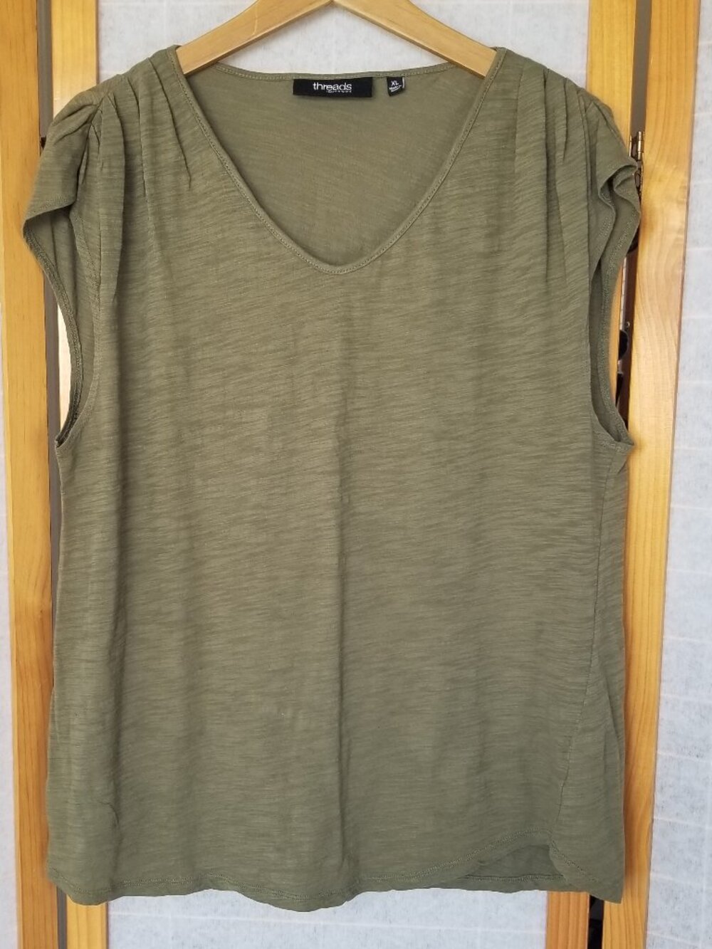 Saks 5th Ave Olive Green T-Shirt 100% Cotton Size XL